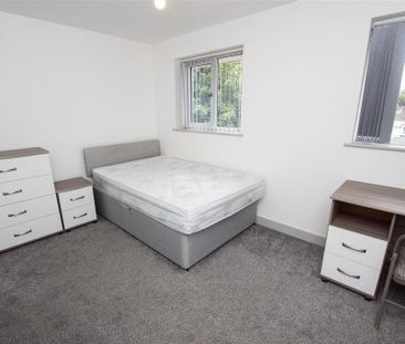 6 bedroom house to rent - Photo 4