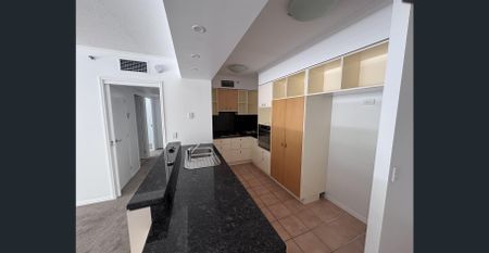 Beautiful 1 Bedroom Apartment in "Liberty" - Photo 3