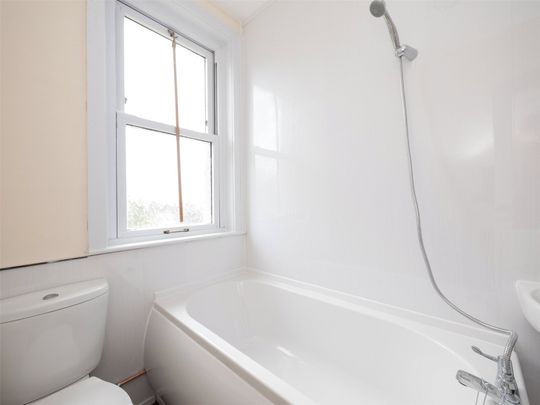 2 bedroom house to rent - Photo 1
