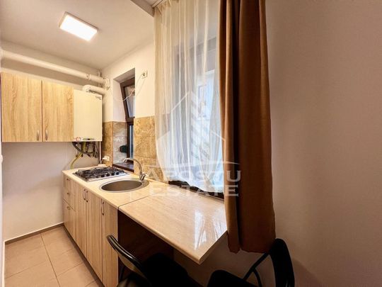 Garsoniera, loc de parcare, centrala proprie, AC, zona Giroc - Fotografie 1