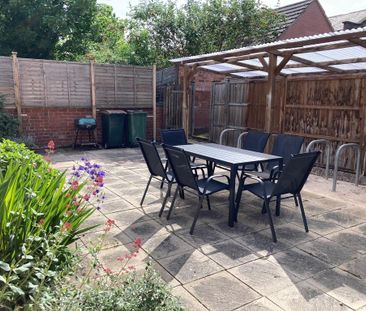 1 bedroom in a house share to rent - Photo 6