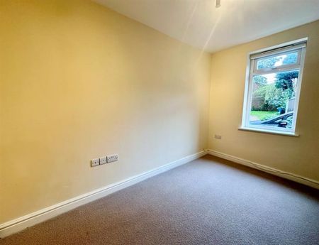 2 Bedroom Apartment To Let - Photo 2