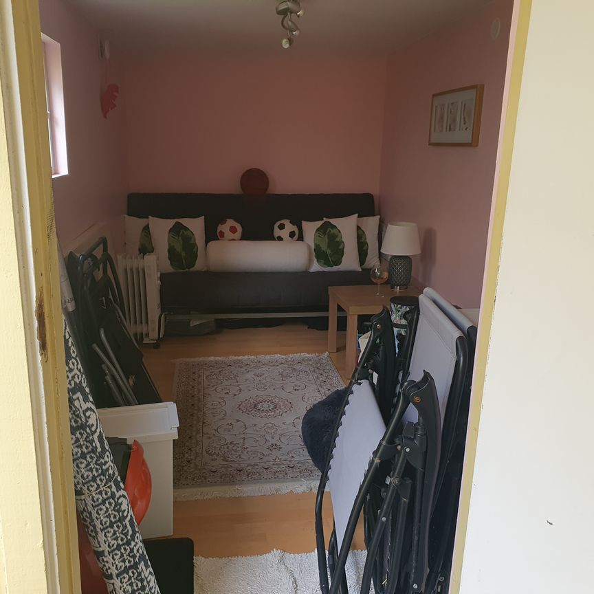 Pärt-antons gata, Västra Frölunda - Foto 1