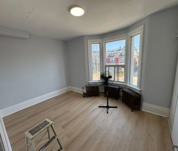 For Lease - 618 Bathurst Street Unit# 201, Toronto, Ontario - Photo 1