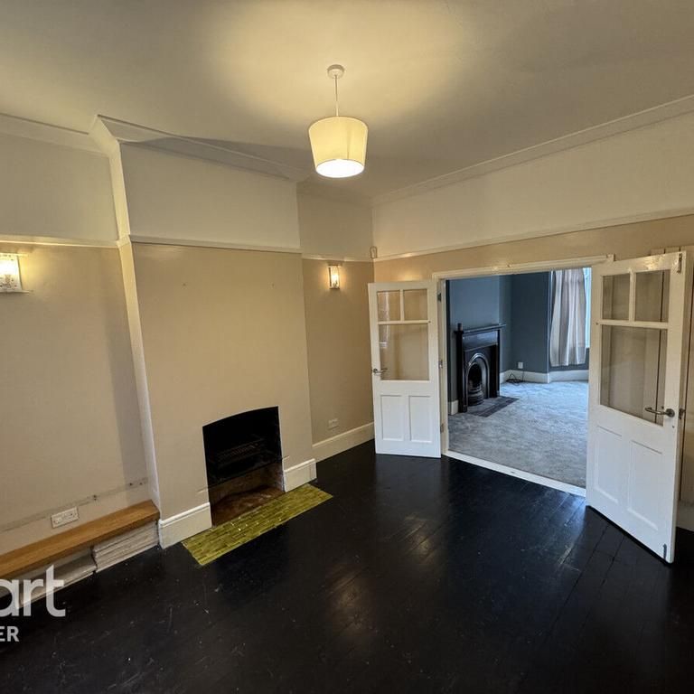 5 bedroom terraced house to rent - Photo 1