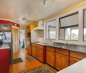 Charming 4BR Family Home in Ranui - Photo 5