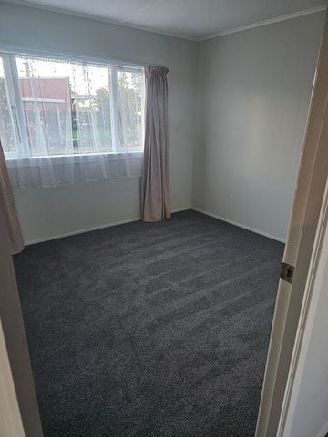 Fully fenced 3 bedroom family home in pukekohe - Photo 5