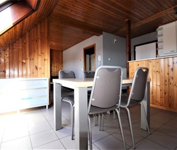 Leuk dakappartement met 1 slaapkamer en autostaanplaats - Photo 6