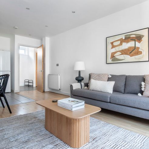 Martello St - Photo 1