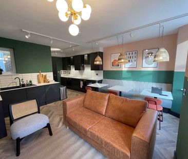 Brand new amazing Co-Living Home in SE London - Photo 3