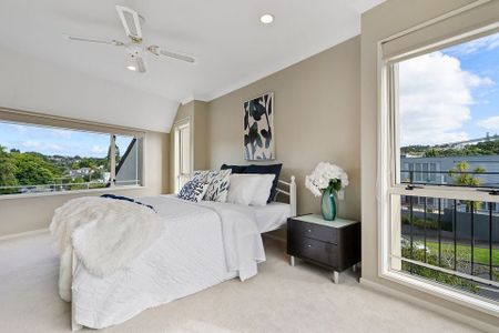 Stylish Coastal 3-Bedroom Living in Kohimarama - Photo 3