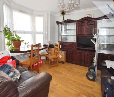 3 bedroom end of terrace house to rent - Photo 5