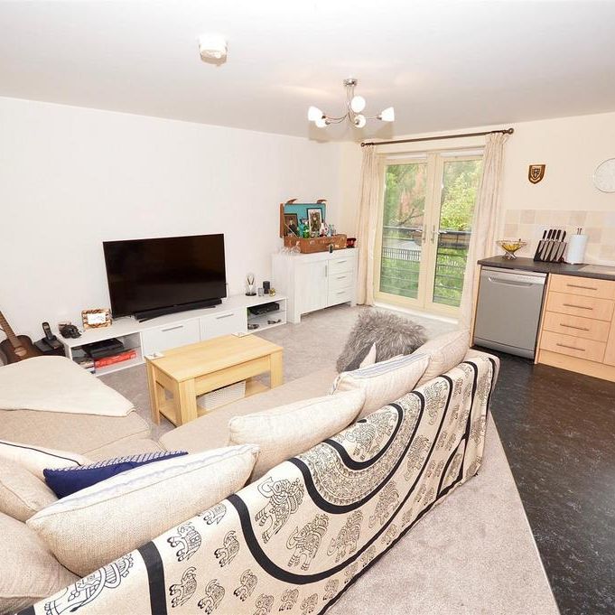 2 bedroom flat to rent - Photo 1