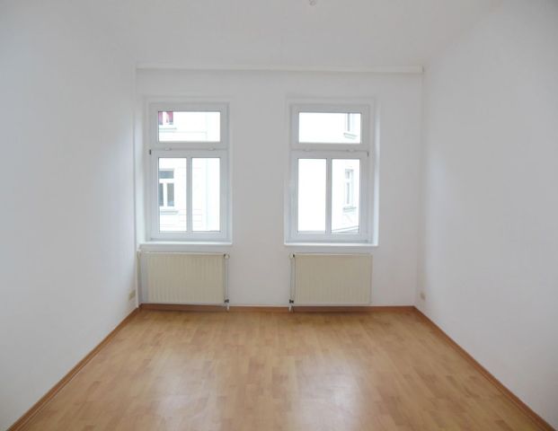 RUHIG UND GRÜN! Toll geschnittene 3-Raum Whg. Bad mit Fenster! - Foto 1