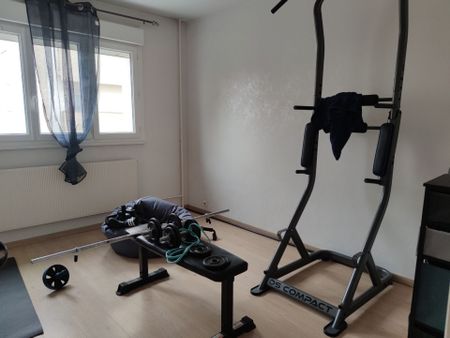 Location Appartement 4 pièces 90m² CUSSET 03300 - Photo 4