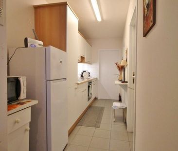 Gezellig éénslaapkamerappartement met terras in het centrum van Sin... - Foto 2