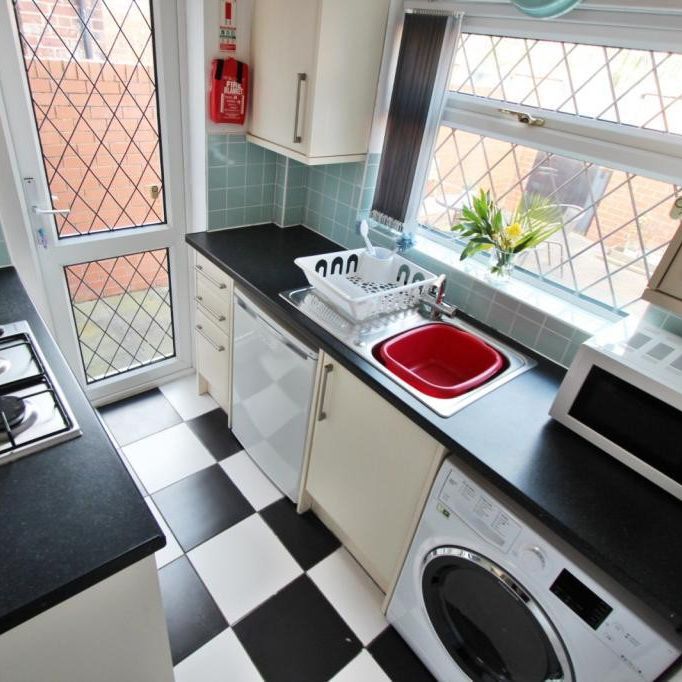 Manchester, SALFORD - Photo 1