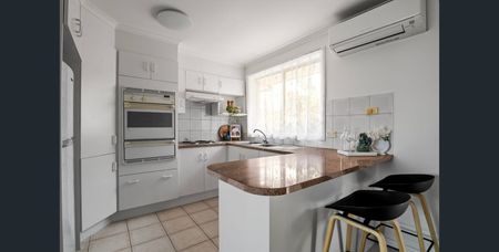 2/12 Murphy Grove, Preston VIC 3072 - Photo 4
