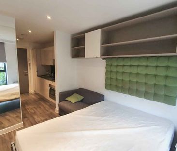 Standard Studio Penthouse Sixth Floor - Photo 5