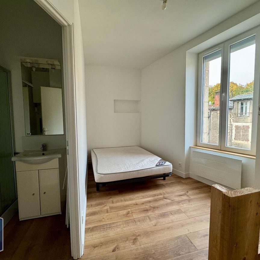 Location Appartement 2 pièces 23m² POITIERS 86000 - Photo 1