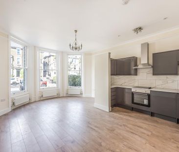 3 bedroom flat to rent - Photo 1