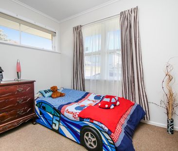 Two Bedroom Unit in Mt Albert - Photo 1