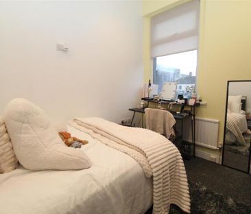 5 bedroom private hall to rent - Photo 6