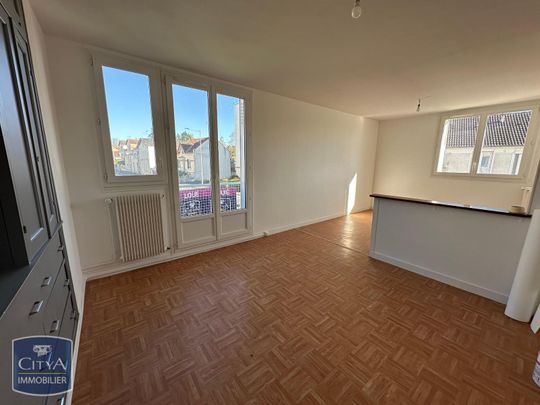 Location Appartement 4 pièces 75m² CHATEAUROUX 36000 - Photo 1