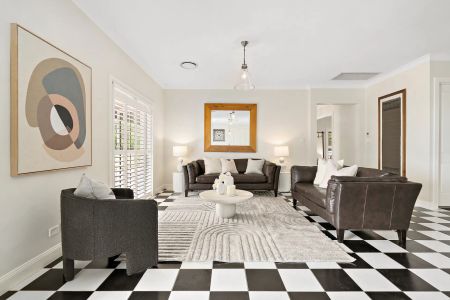 Available from 10th March 2026 - Private Executive 4-Bedroom Residence on 5 Acres with Blue Mountains Views - Photo 2