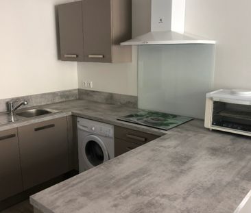 Studio entièrement rénové en rdc LOT 2 - Photo 2