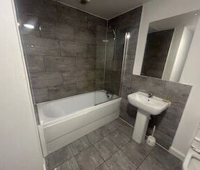 29 Touthill Placed PE1 - Photo 3