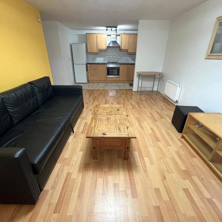 2 bedroom apartment to rent - Photo 1