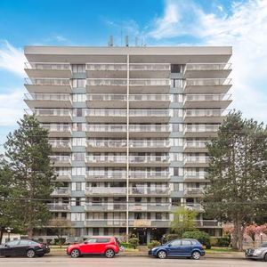 1 and 2 bedrooms available in White Rock Seniors building - Photo 3