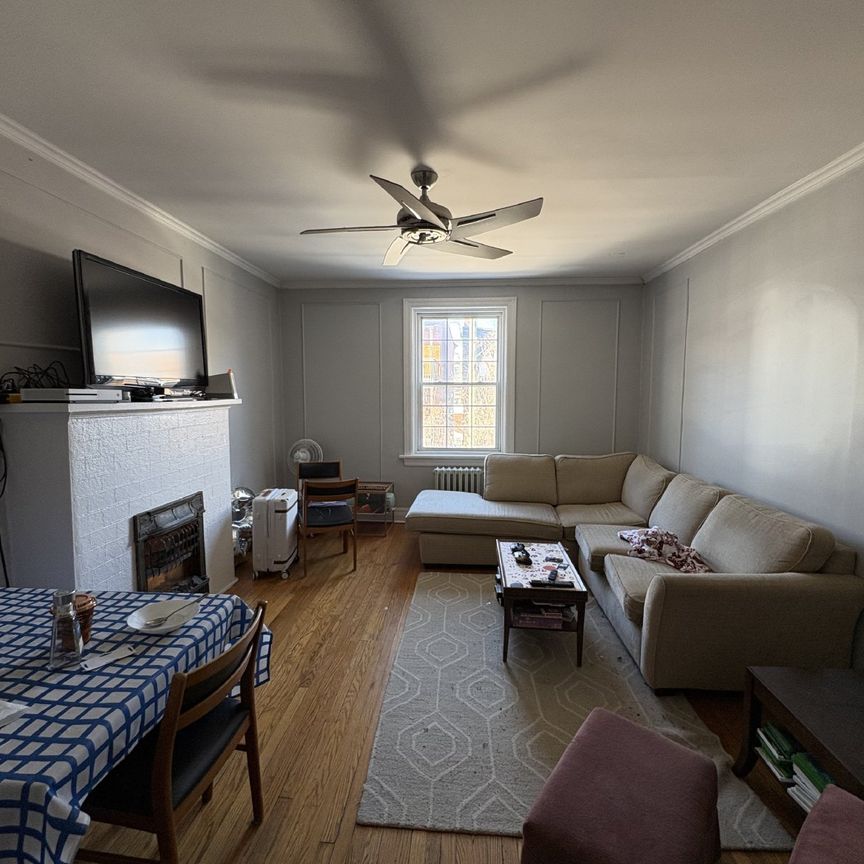 7 - 207 Charlotte Street - Photo 1