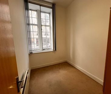 2 Bed Flat, Eastgate, LS2 - Photo 5