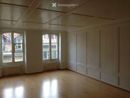 Charmante 3.5-Zimmer-Altbauwohnung an der Rathausgasse in Bern - Photo 2