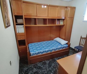 Alquiler Habitación en Ejido Belén, Jaén - Foto 5