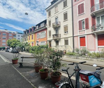 Charmante 3.5-Zimmer Altbau-Dachwohnung in bester Wohnlage. - Photo 3