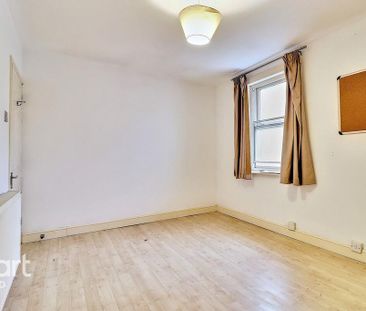 3 bedroom detached house to rent - Photo 3