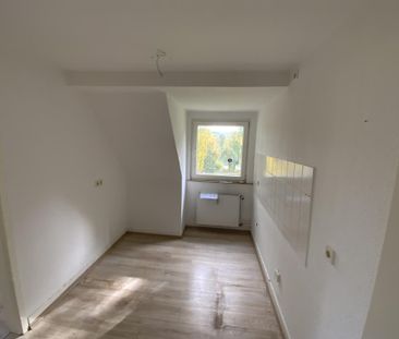Tolle 3 Zimmer-Wohnung im Dachgeschoss Wetter Altwetter! - Photo 5