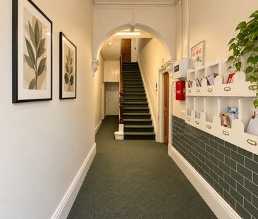 1 Bed Flat, Mansfield Road, NG5 - Photo 6