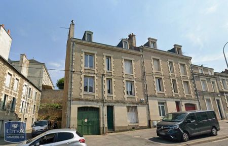 Location Maison 9 pièces 210m² POITIERS 86000 - Photo 5