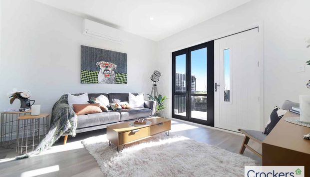 2 bed & 2 lounge - Photo 1