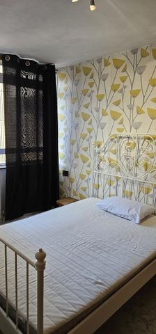 3 bedroom apartment to rent - Photo 2