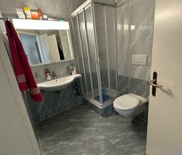 Beautiful apartment close to the lake and all shops! - Photo 3