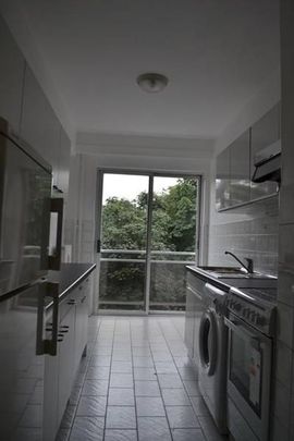 Appartement te huur - Photo 1