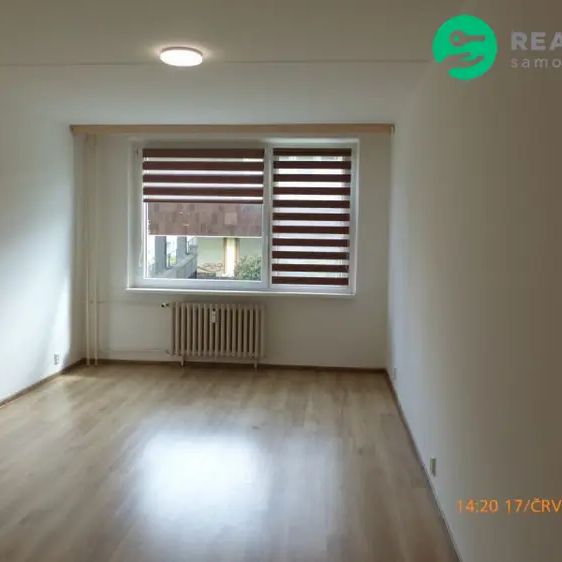 Pronájem bytu 2kk ,40 m - Fotografie 1
