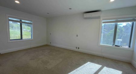 Beauty in the Bays - Photo 5