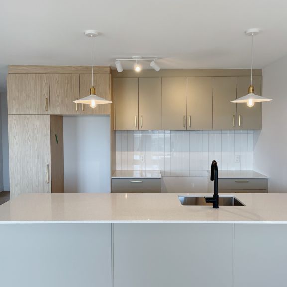 4.5 NEUF - DISPONIBLE MAINTENANT - Photo 1