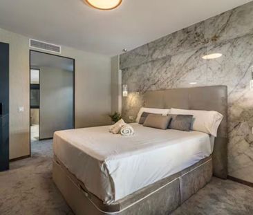 Middle Floor Apartment in The Golden Mile - Photo 5